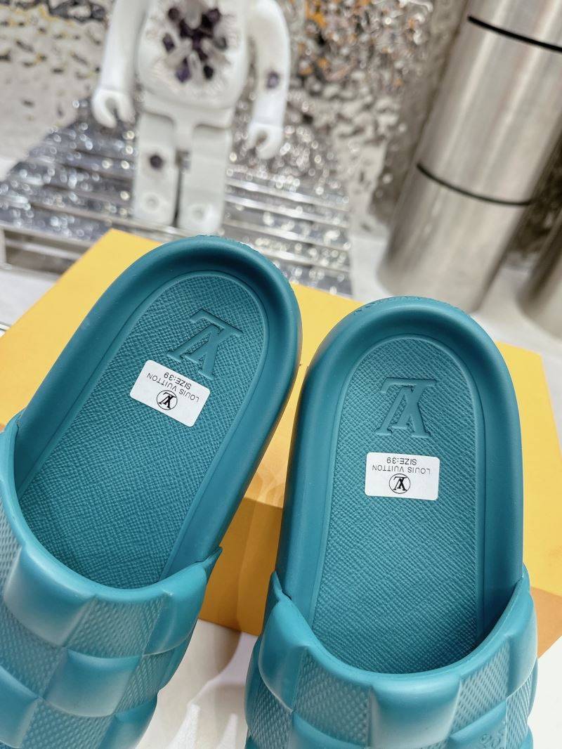 Louis Vuitton Slippers